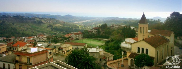 Il Borgo Illustrato che parla di Sé Il Borgo Illustrato che parla di Sé
